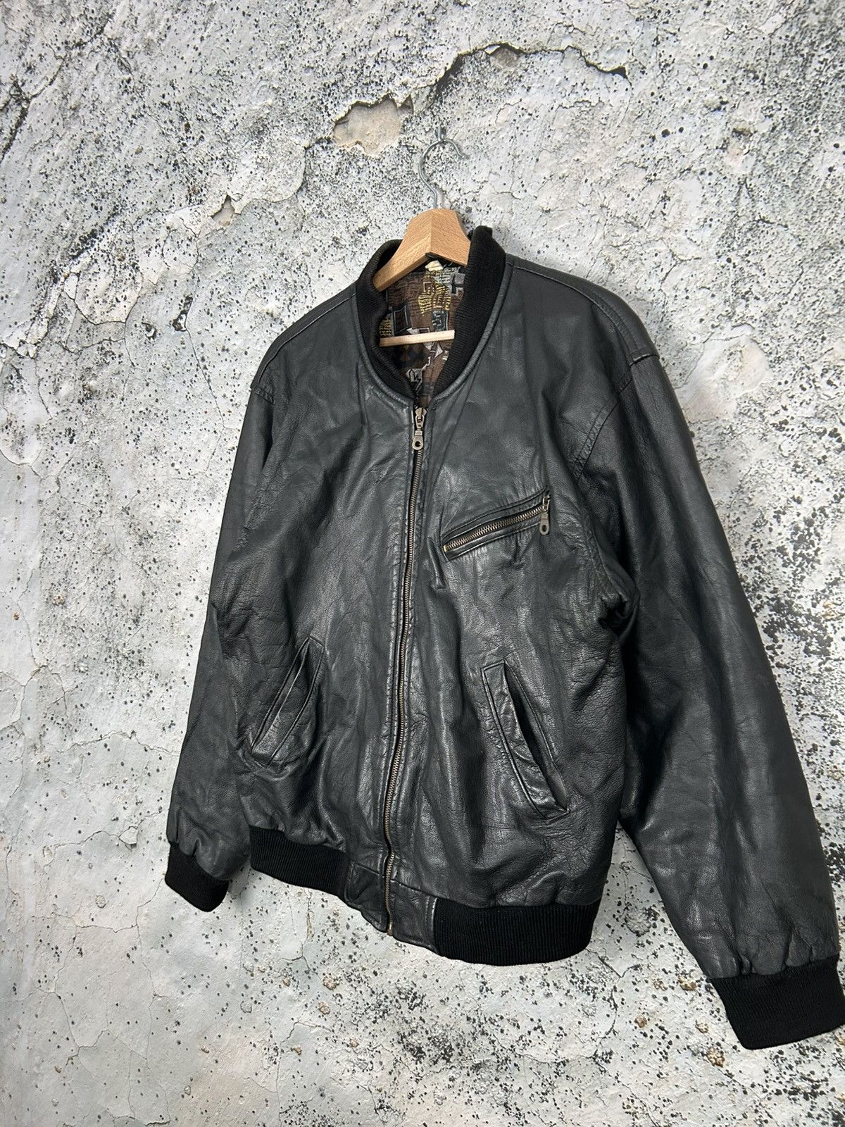 Genuine Leather Vintage Genuine Leather Bomber Jacket Black Avant Garde 90s Size US M / EU 48-50 / 2 - 2 Thumbnail
