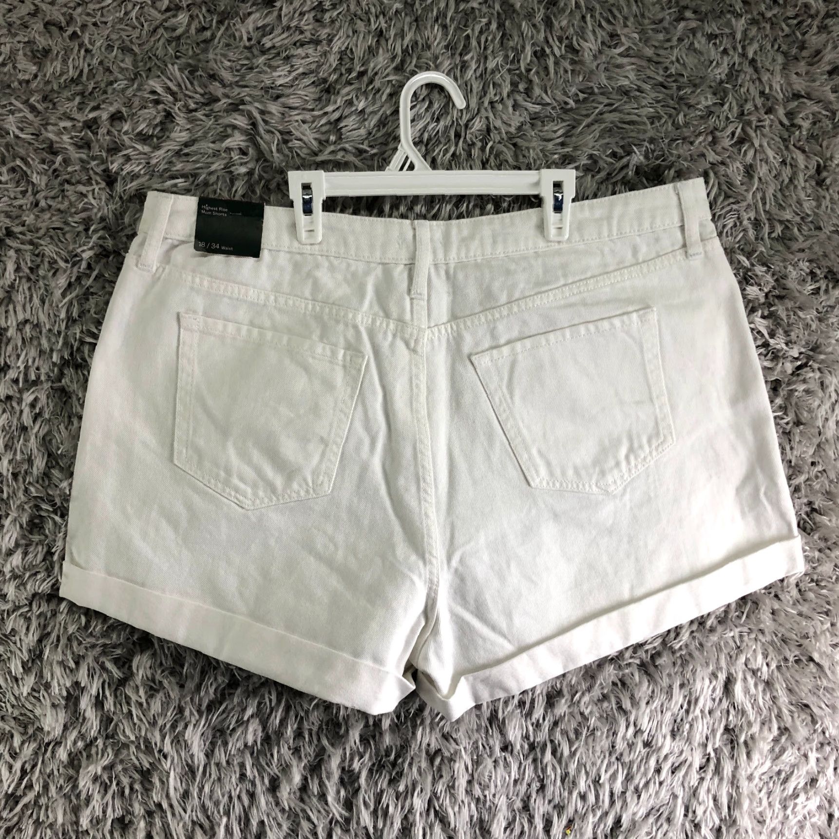 Vintage Wild Fable High Rise Bermuda Shorts Womens Plus 18 White Denim 5-Pocket Zip Button Fly Casual Modern Angel Logo Vintage: No Size 40" / US 18 - 4 Thumbnail