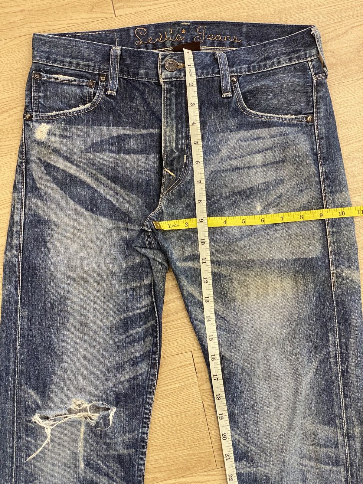 Levi's Levi’s Whiskers Blue Wash Style Buckle Back Distressed Jeans Size US 30 / EU 46 - 14 Thumbnail