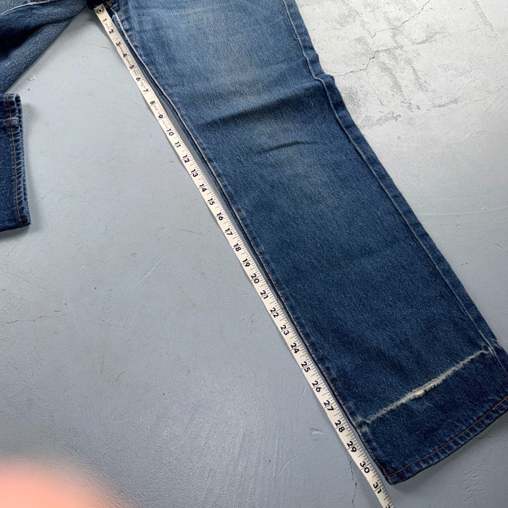 Levi's VINTAGE Levi's 501 Jeans Straight 80s 90s USA High Rise Womens Size 13 Blue 28x31 Size 34" / US 12 / IT 48 - 7 Thumbnail