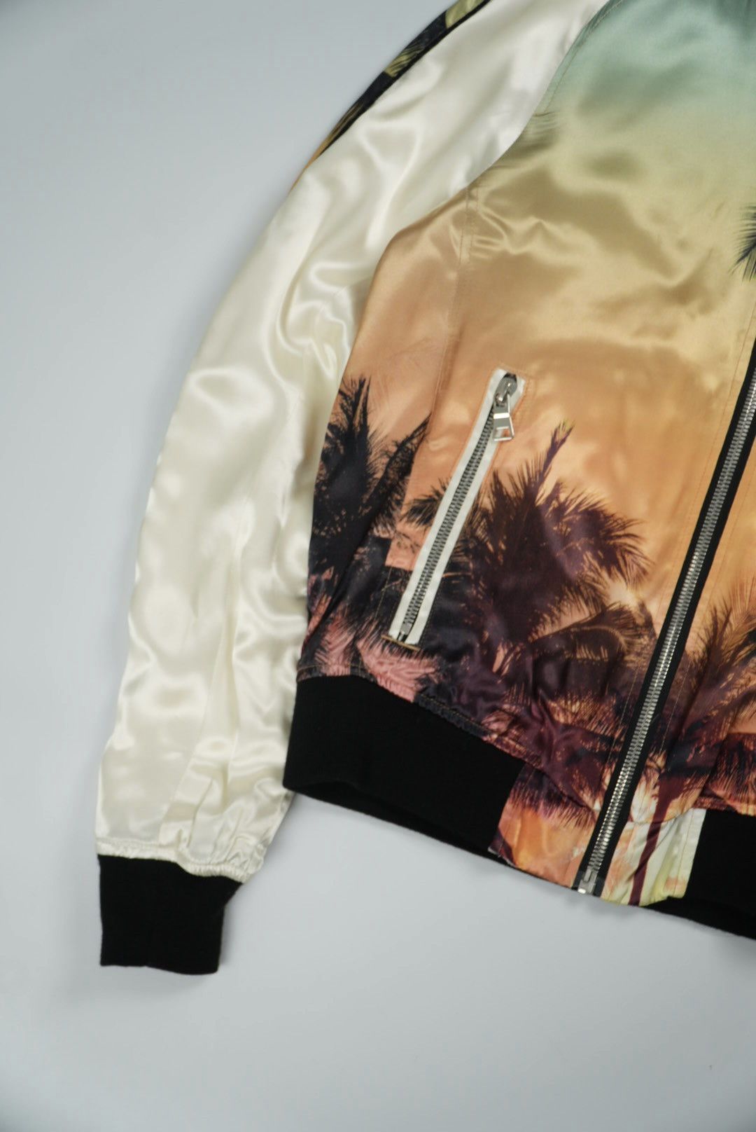 Balmain Balmain Palm Tree-Print Satin Bomber Jacket Size US S / EU 44-46 / 1 - 6 Thumbnail