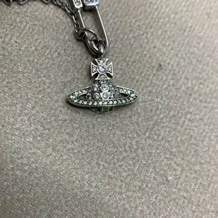 Vivienne Westwood Vivienne Westwood Lucrece Crystal Safety Pin Necklace Size ONE SIZE - 4 Thumbnail