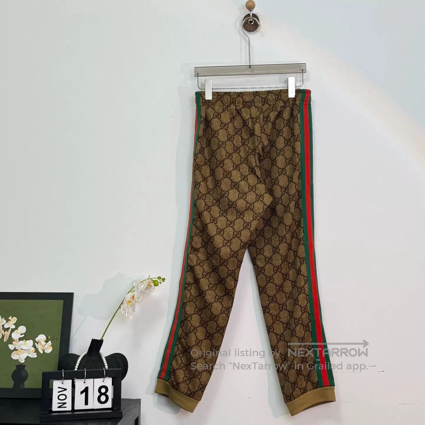 Gucci Gucci Brown Logo Sports Pants XS. Size 22" - 2 Thumbnail