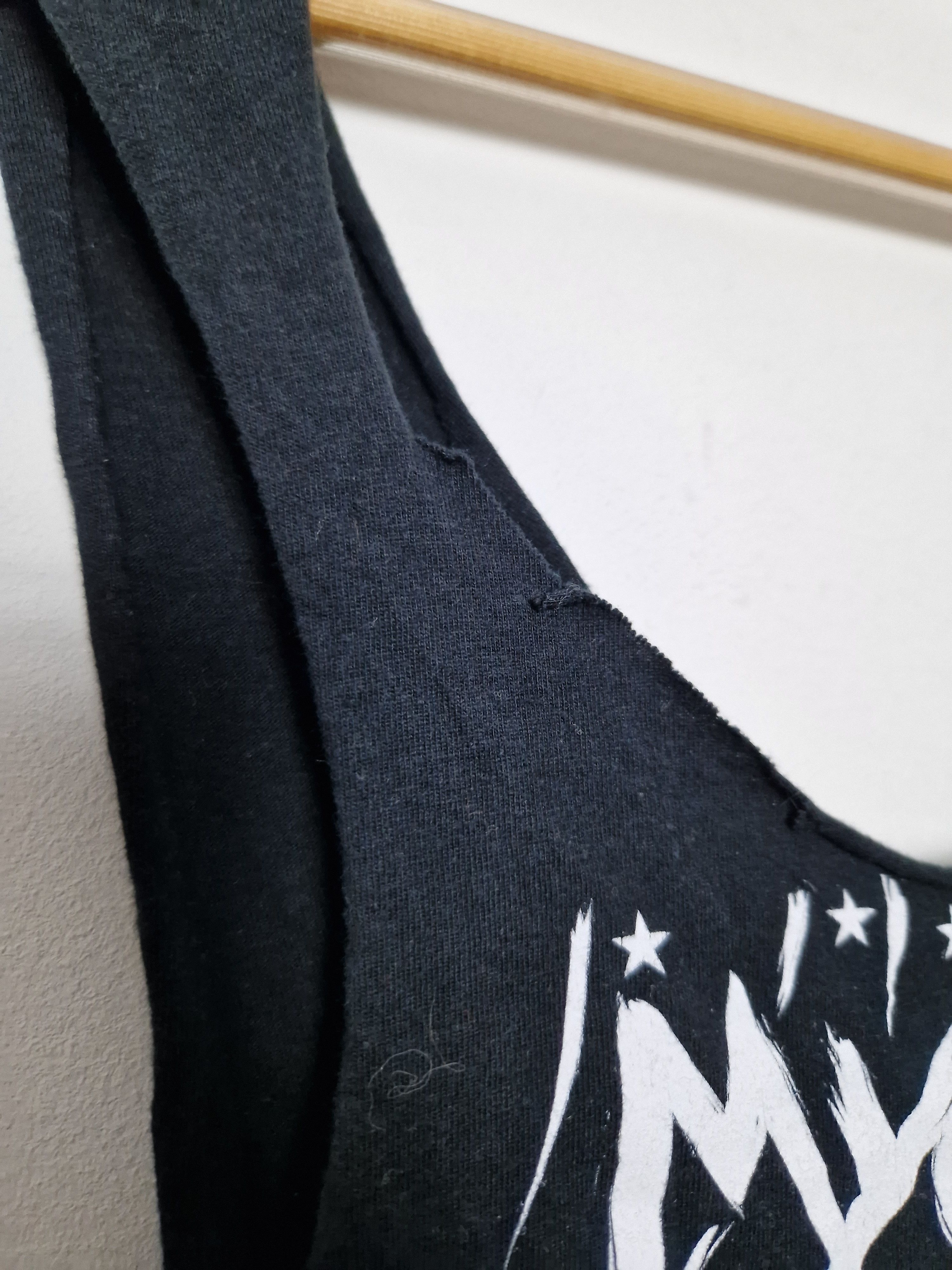 Band Tees My Chemical Romance MCR distressed tank top Size US M / EU 48-50 / 2 - 7 Thumbnail