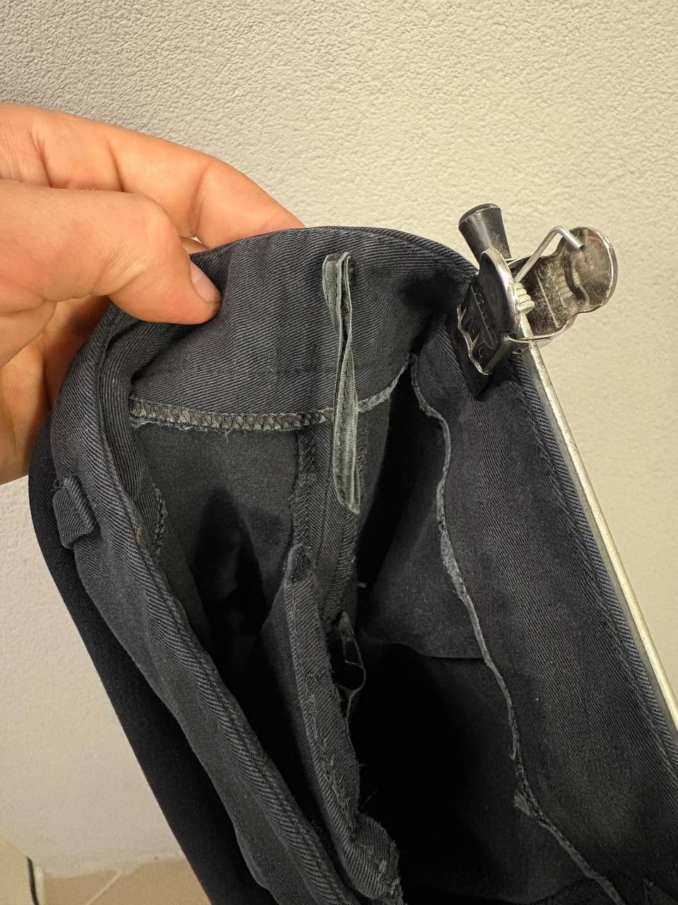 Prada Prada womens pants size 44 / Medium made in Italy Size 30" / US 8 / IT 44 - 12 Thumbnail