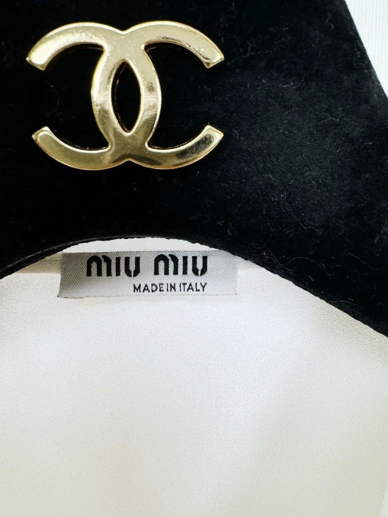 Prada Miumiu White ButtonUp Shirt with Ruffled Collar-2506 Size M / US 6-8 / IT 42-44 - 2 Thumbnail