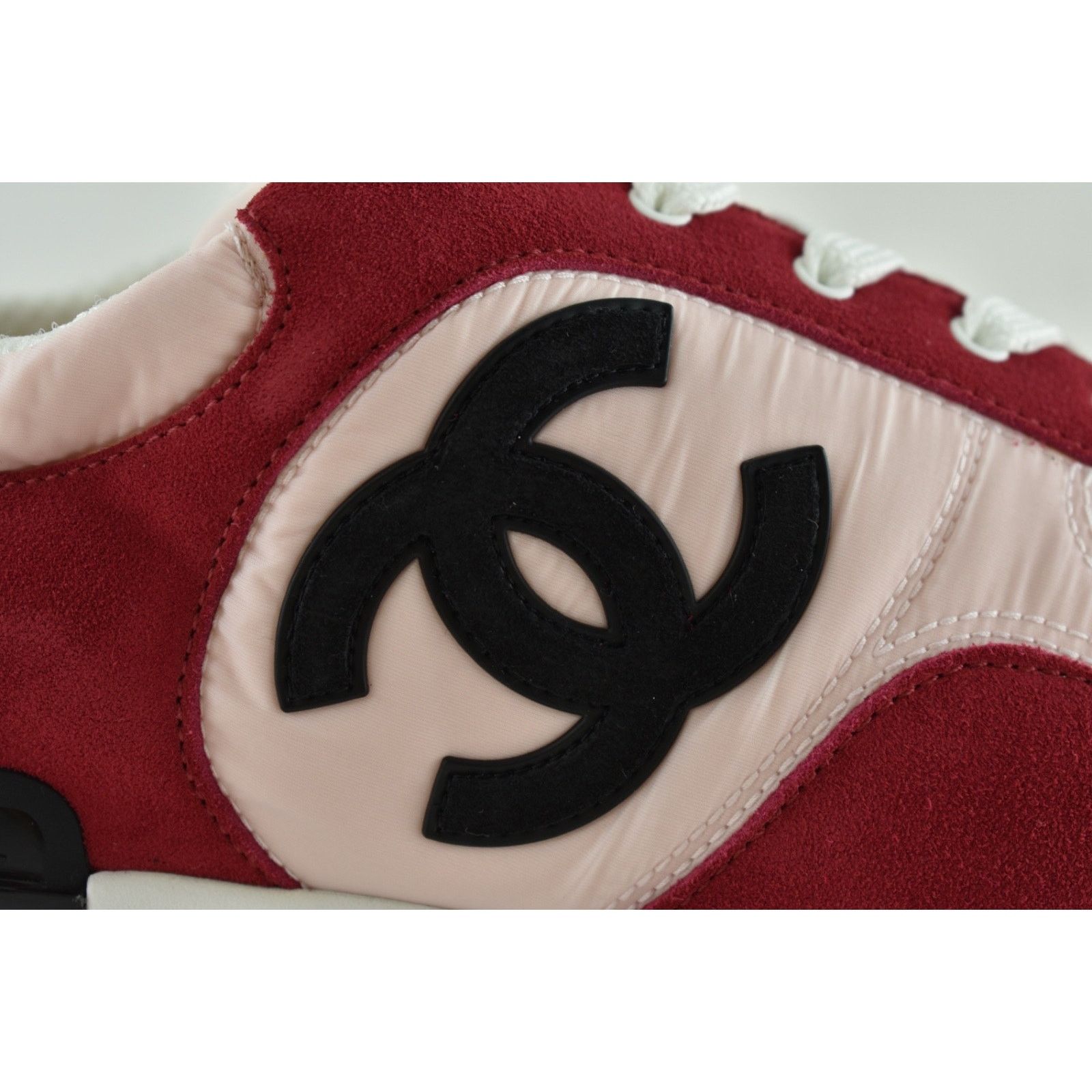Chanel Chanel 21P Mens Pink Black White CC Logo Low Top Lace Up Size US 11 / EU 44 - 5 Thumbnail