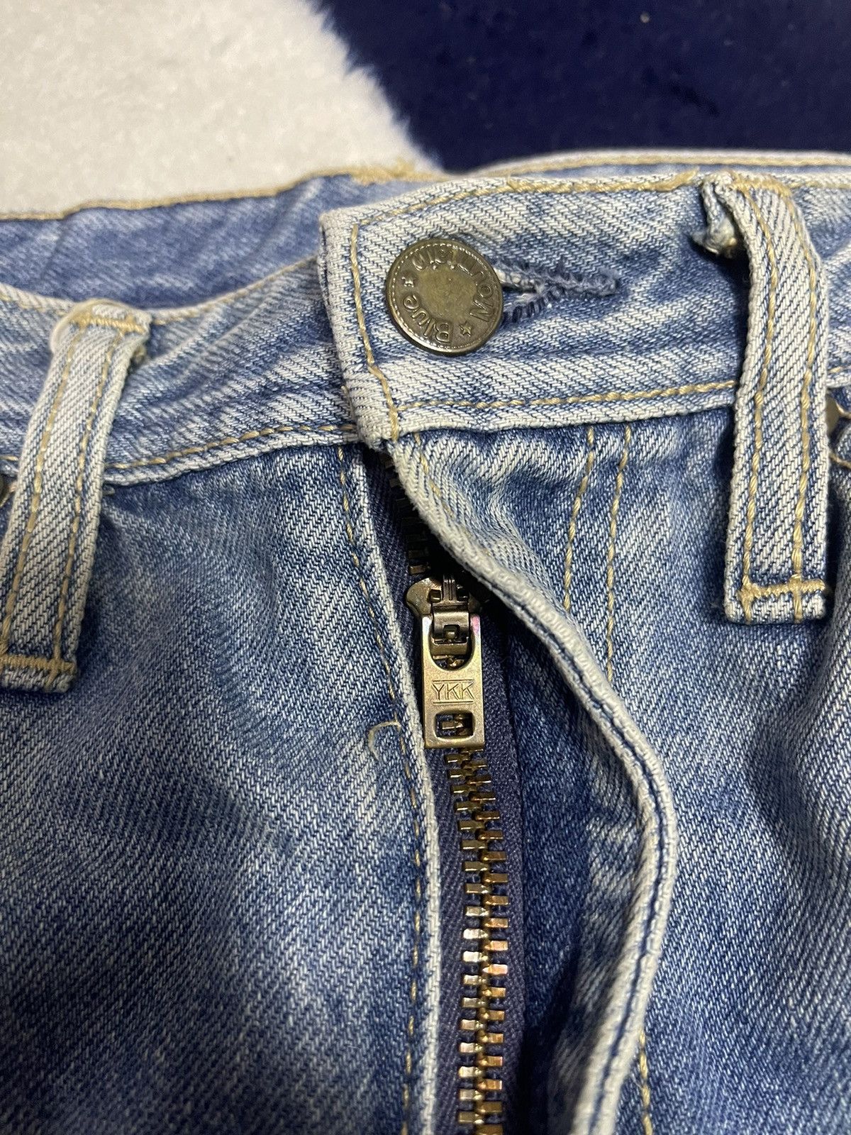 Jean × Vintage Blue Mountain Vintage Jeans (15) Size US 29 - 10 Thumbnail