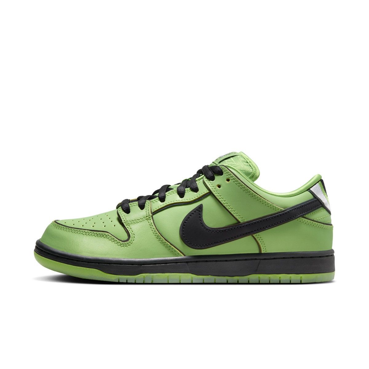 Nike Nike SB Dunk power puff girl Size US 10 / EU 43 - 15 Thumbnail