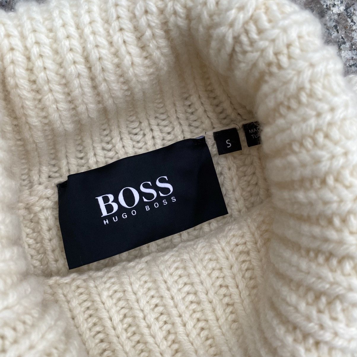 Hugo Boss Boss by Hugo Boss cashmere sweater Size US S / EU 44-46 / 1 - 6 Thumbnail