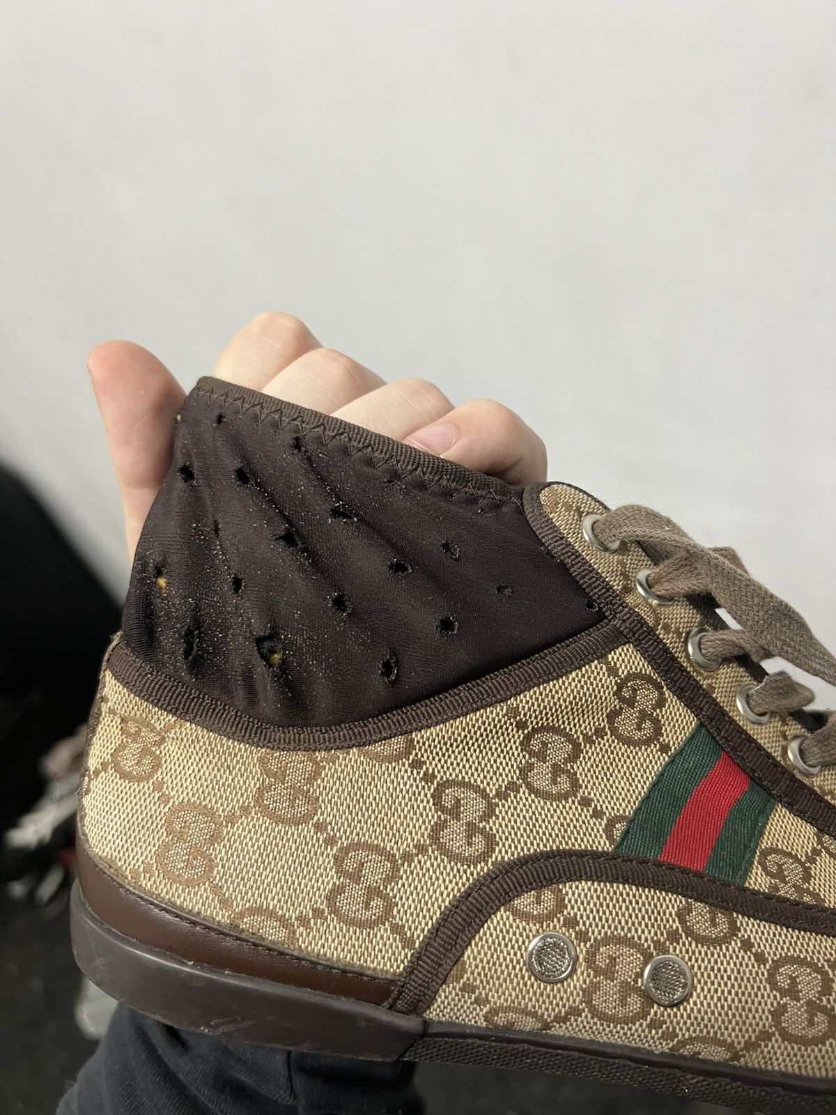 Gucci Vintage Y2K Gucci high top canvas monogram sneakers US 8 Size US 8 / EU 41 - 17 Thumbnail