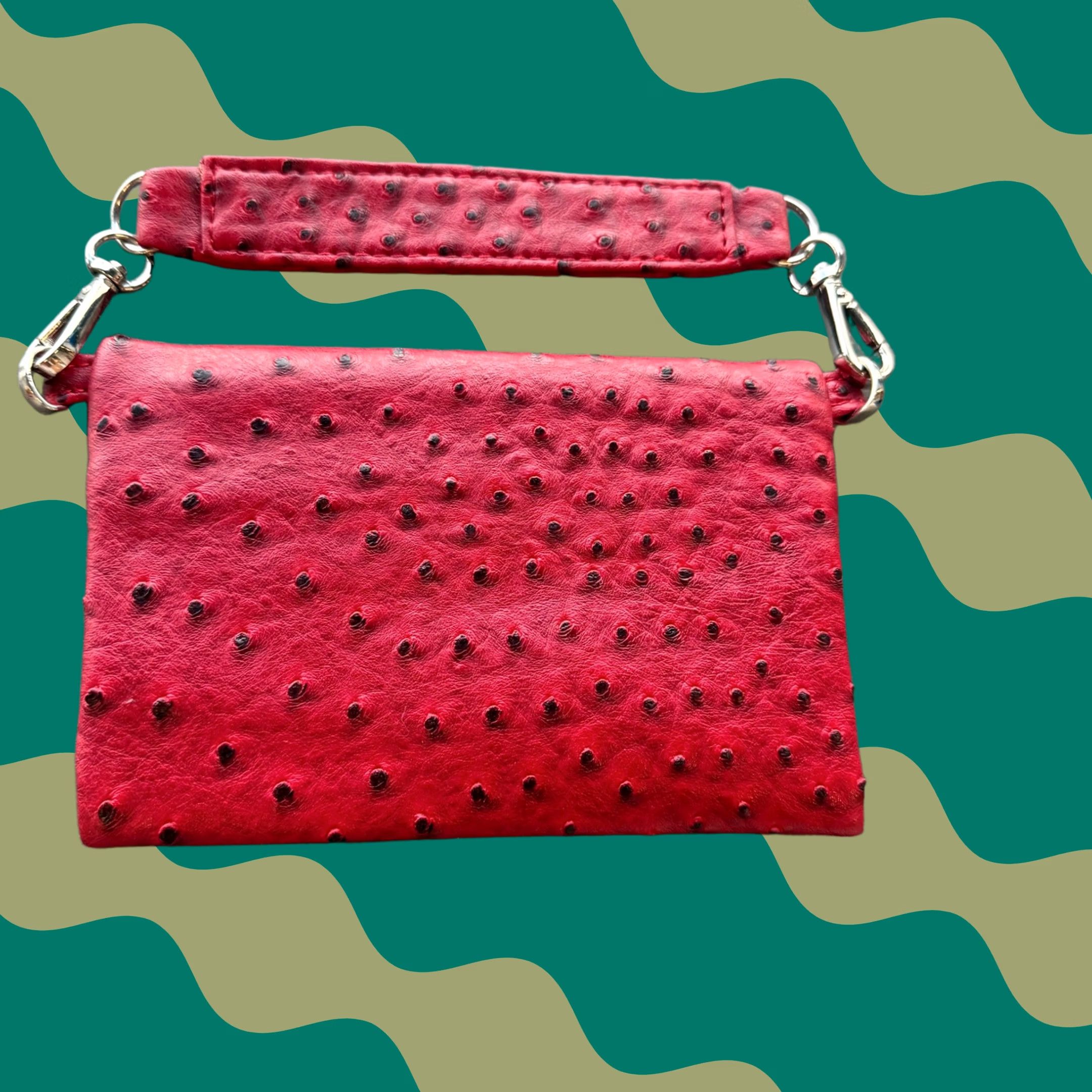 Vintage VINTAGE Y2K Red Crocodile Clutch Mini Wristlet Wallet Pursey Purse Clutch Women Size ONE SIZE - 1 Thumbnail