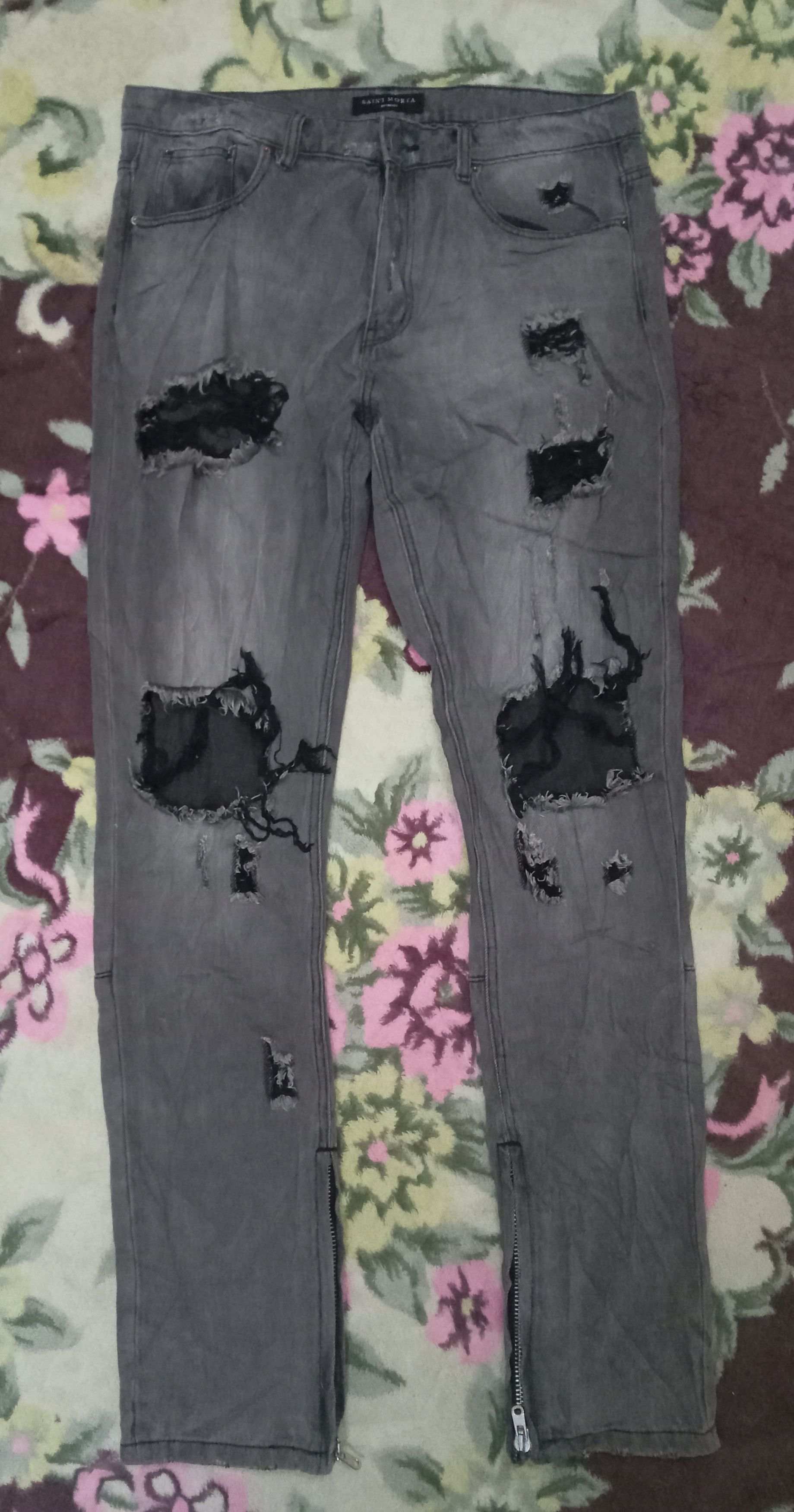 Saint Morta Destroyer Rare Design Distressed Jeans