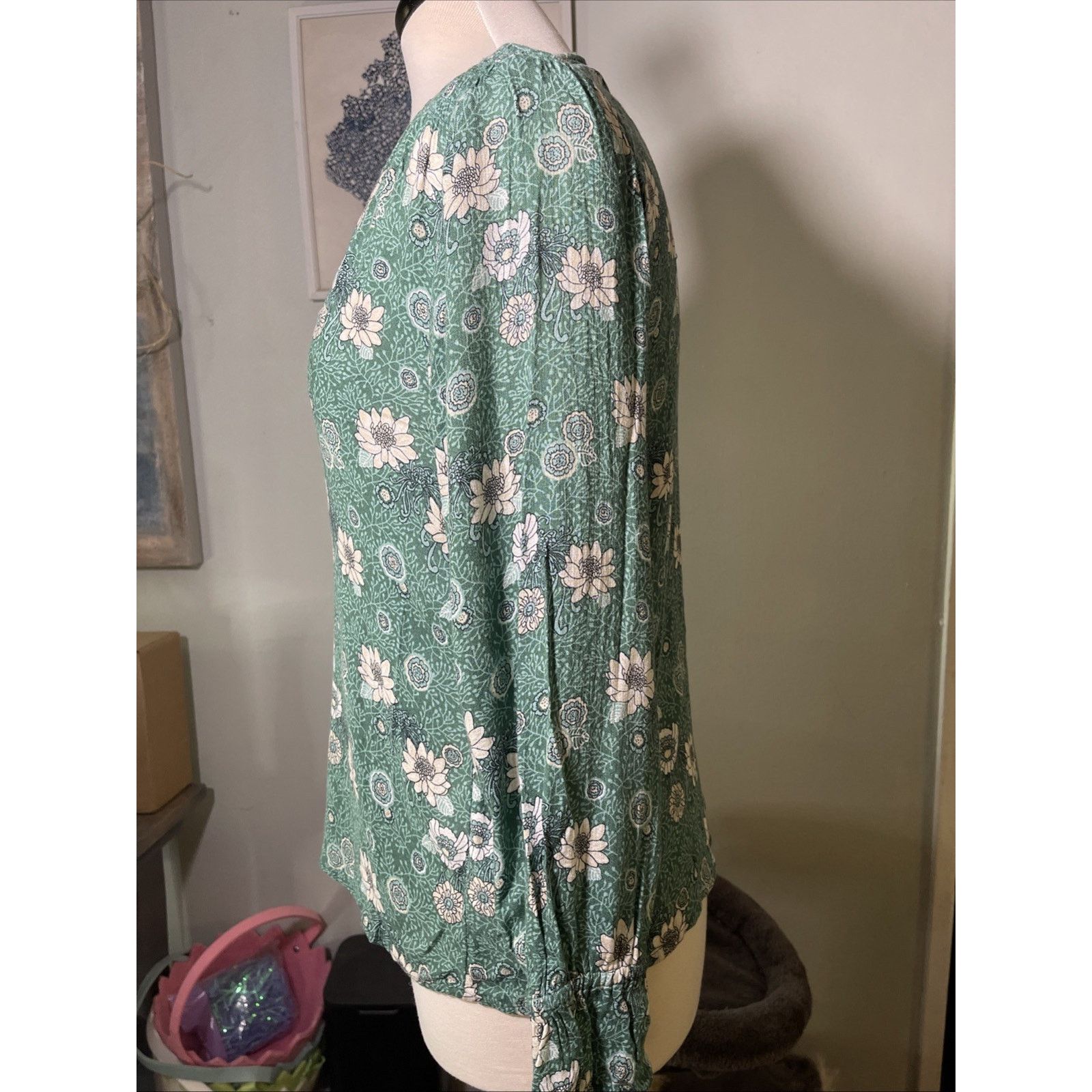 Lucky Brand Lucky Brand Women's Floral -Neck Top S/P Size S / US 4 / IT 40 - 3 Thumbnail