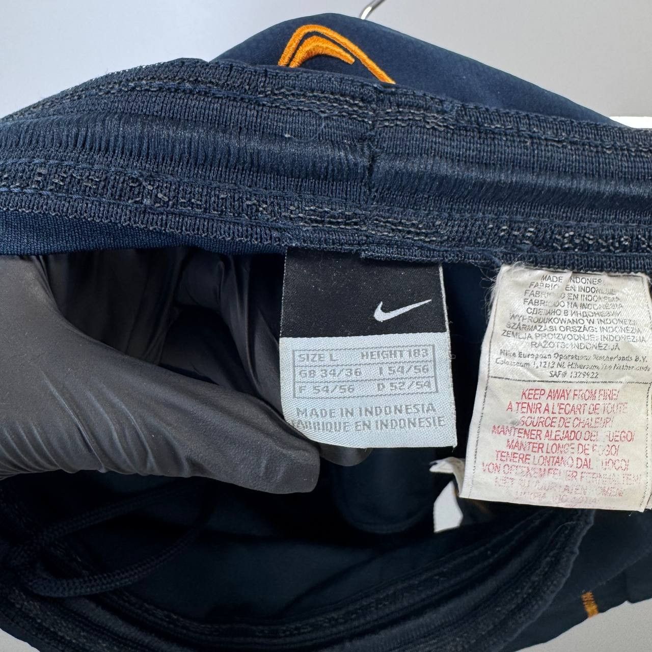 Nike Nike Swim Shorts Navy Blue Orange Vintage Athletic Beach L Size US 30 / EU 46 - 3 Thumbnail
