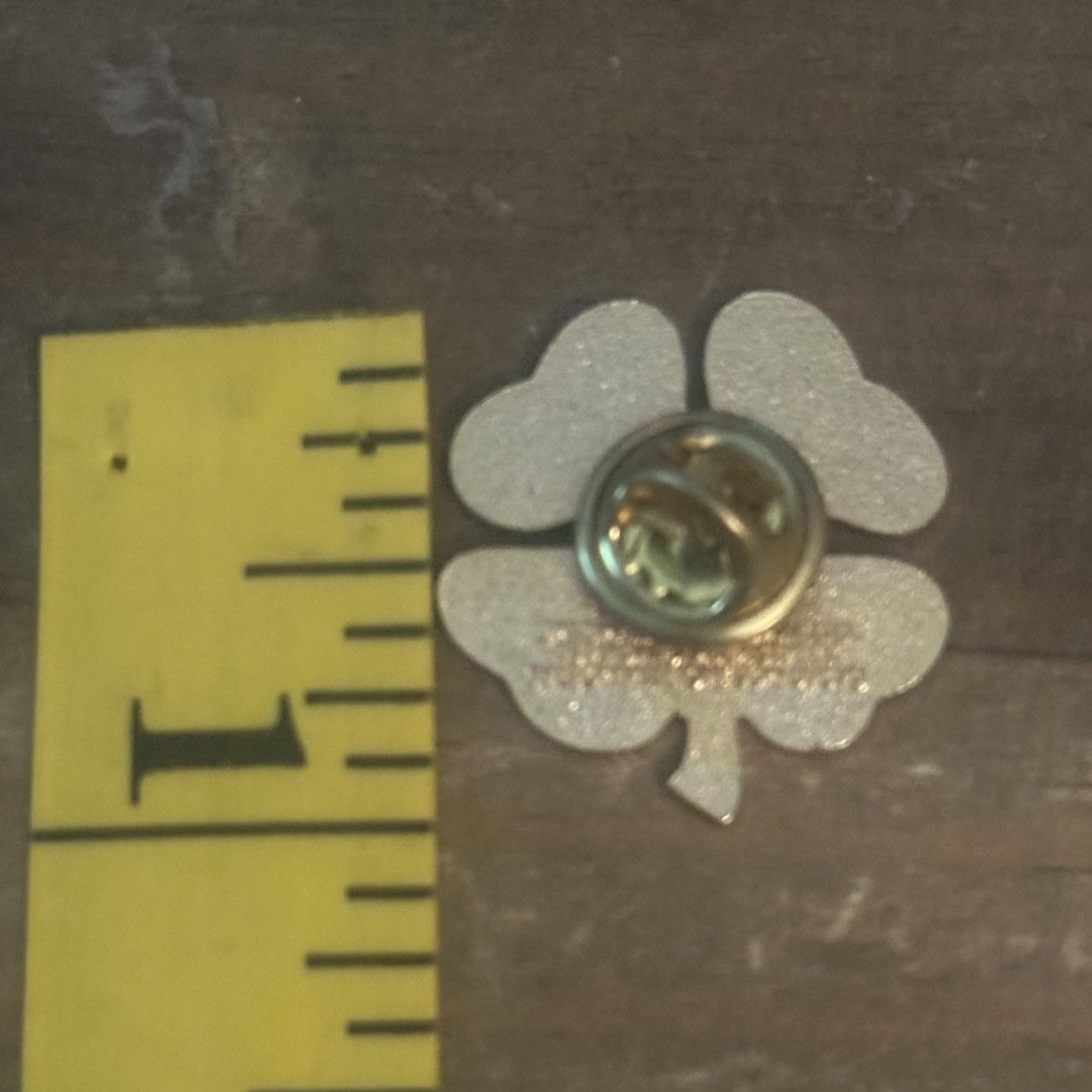 Vintage Vintage green enamel 4 leaf clover tac pin Size ONE SIZE - 2 Thumbnail