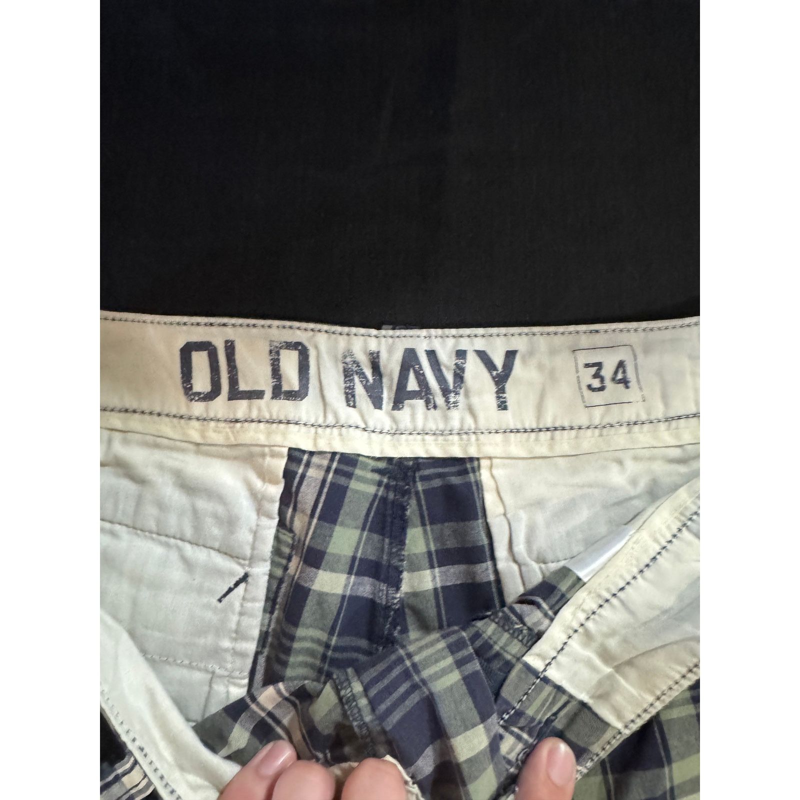 Old Navy Old Navy Plaid Shorts Men's 34 Purple Green 100% Cotton 11" Size US 34 / EU 50 - 2 Thumbnail