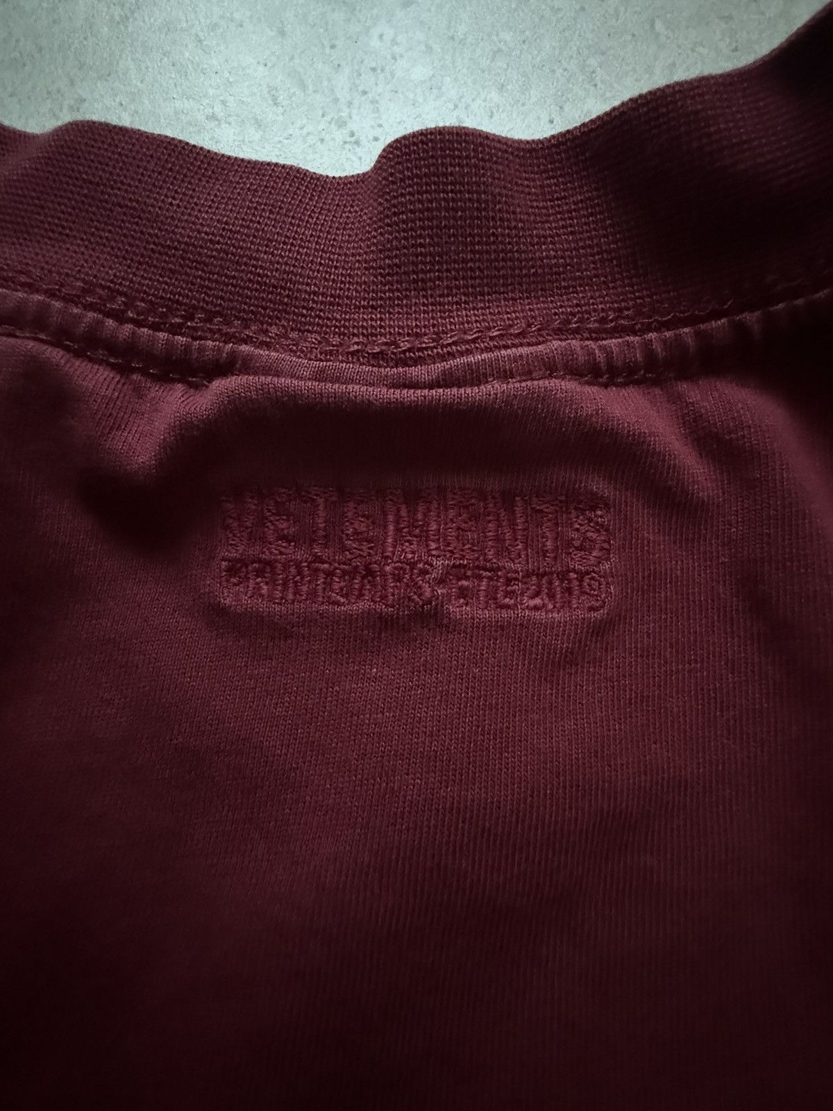 Vetements VETEMENTS S/S19 SECRET SOCIETY RED T SHIRT Size US L / EU 52-54 / 3 - 3 Thumbnail