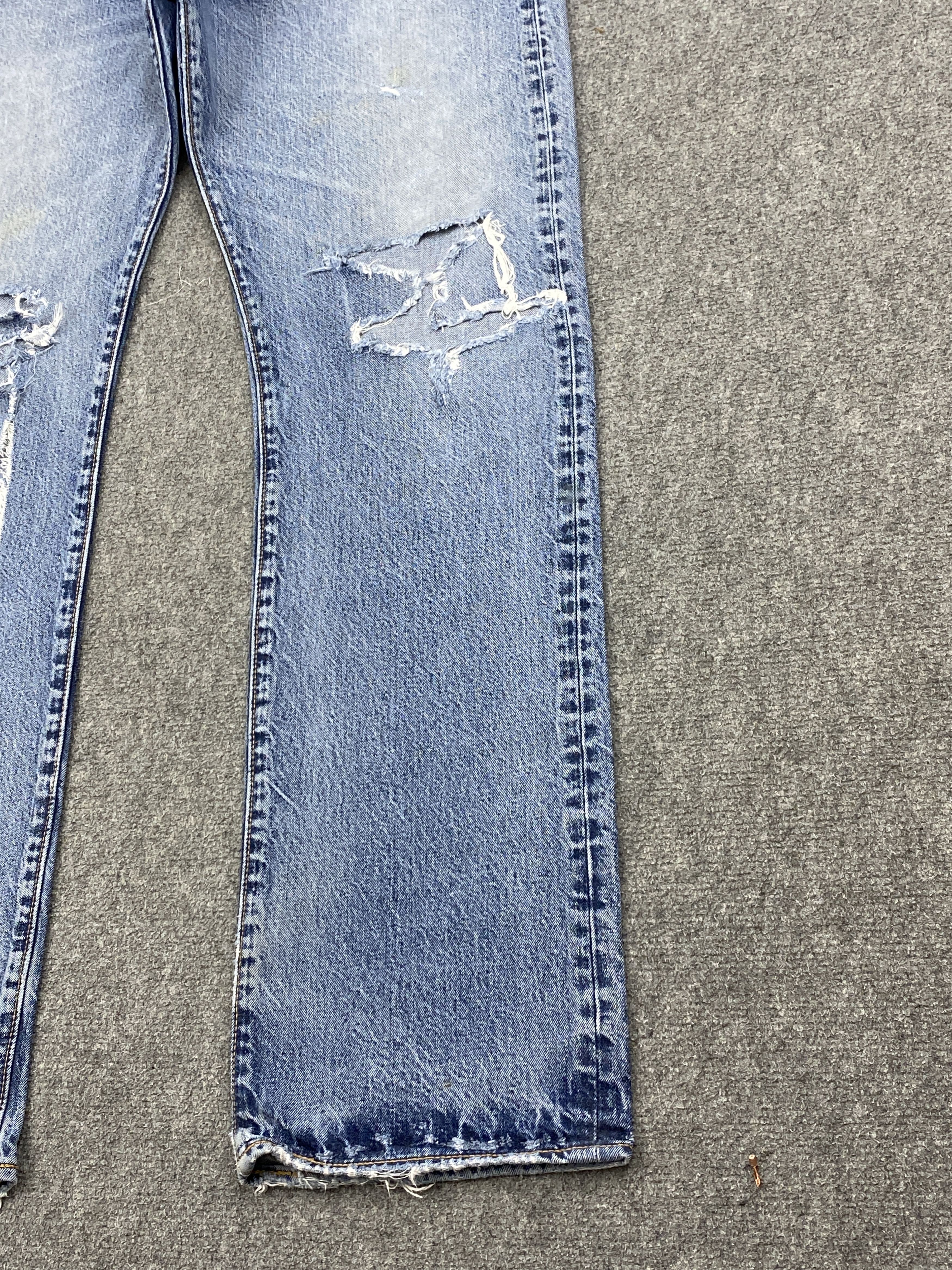 Levi's Vintage Levis 501 Distressed Jeans DP2798 Size US 38 / EU 54 - 14 Thumbnail