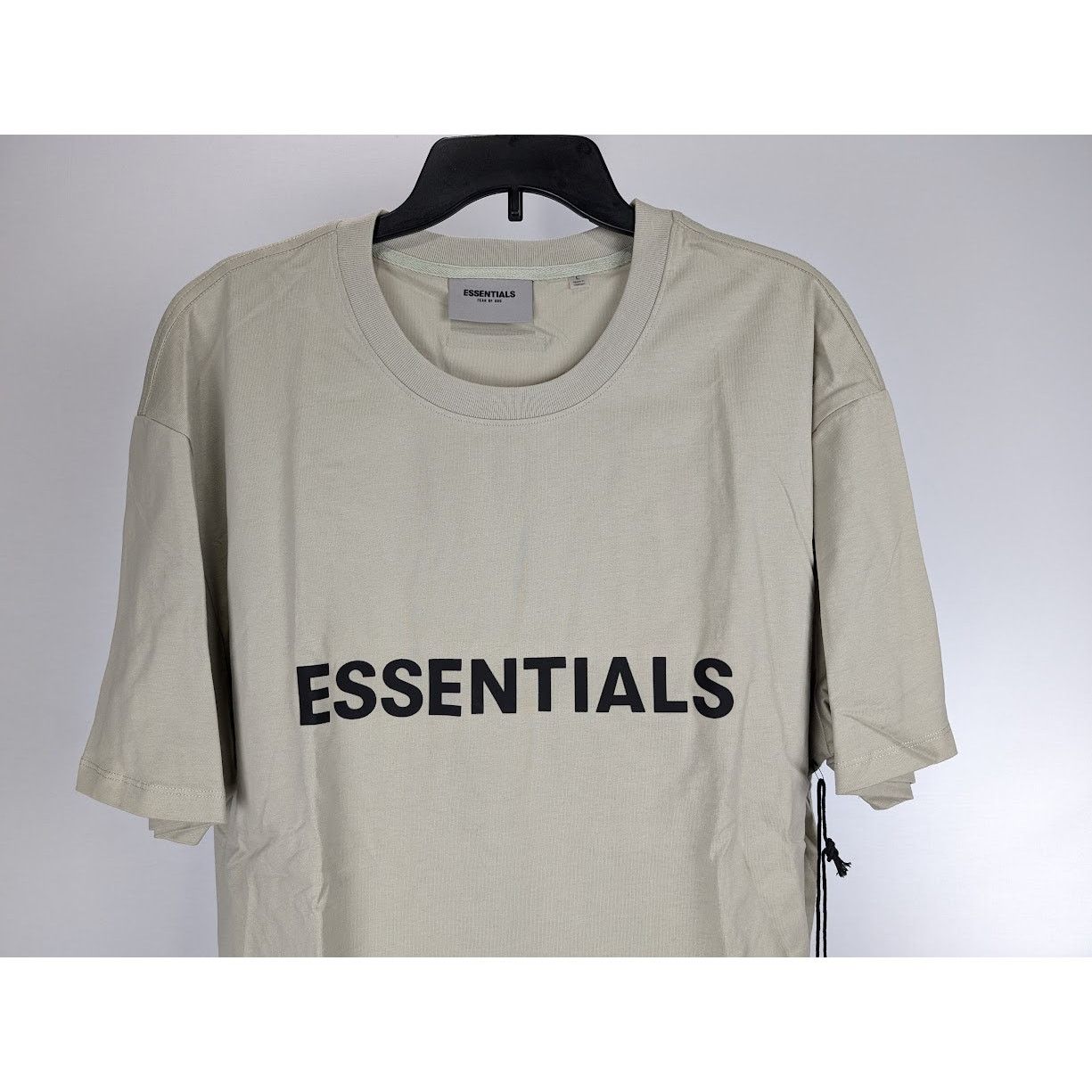 Essentials o1rshd1 Short Sleeve T-Shirt in Sage Size US L / EU 52-54 / 3 - 7 Thumbnail