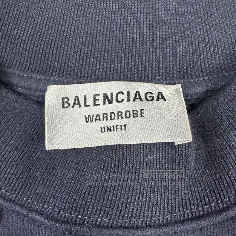 Balenciaga Balenciaga Manchester United Embroidered Logo Hoodie - XS Size US XS / EU 42 / 0 - 4 Thumbnail
