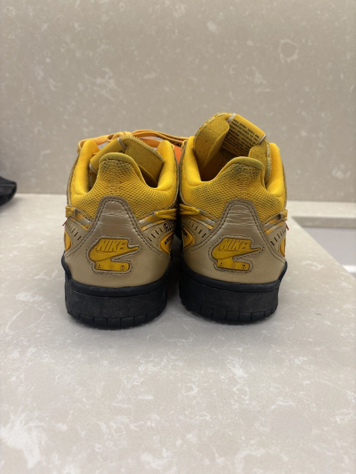 Nike × Off-White Off white rubber dunks university gold Size US 10 / EU 43 - 2 Thumbnail