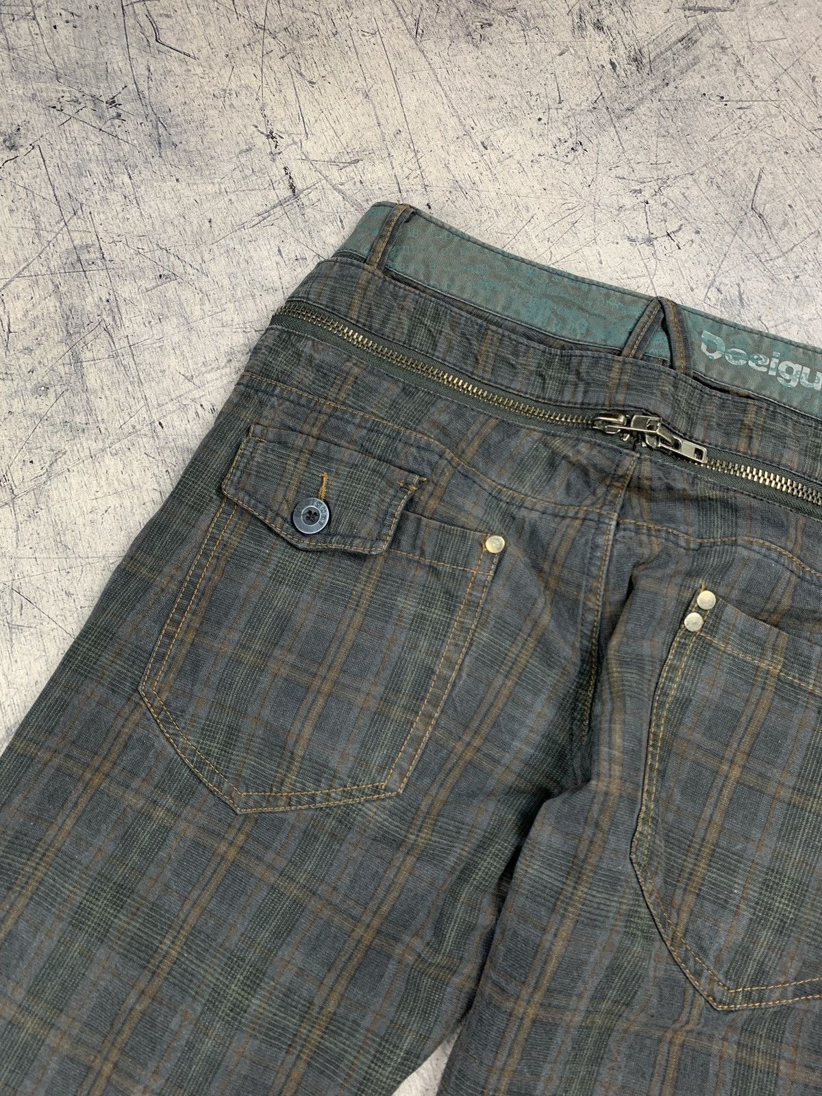 Desigual Vintage Y2K Desigual Plaid Avant Garde Pants Size 40 Regular Size US 31 - 10 Thumbnail
