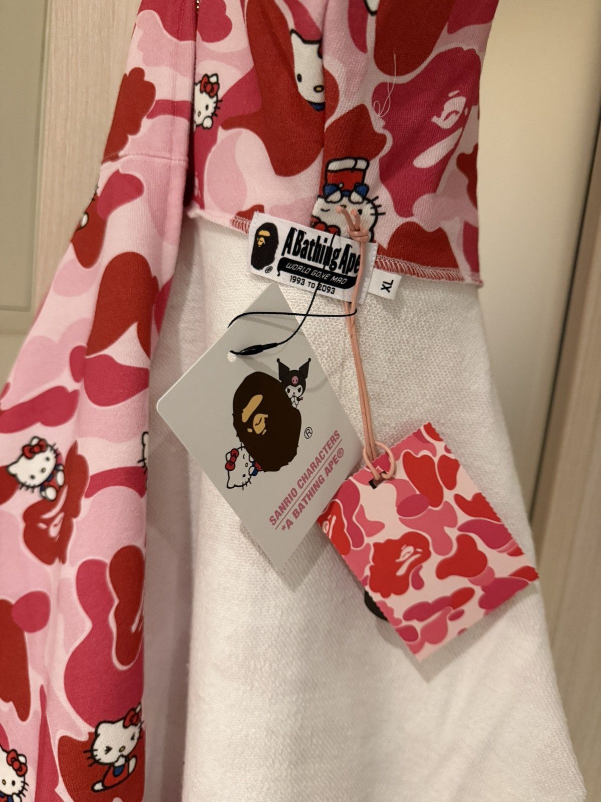 Bape Bape x Hello Kitty Pink Camo Zip Hoodie Size US XL / EU 56 / 4 - 5 Thumbnail