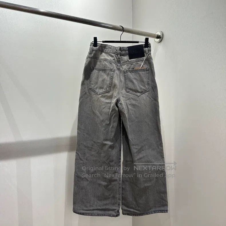 Loewe Loewe Slogan leather patch washed denim pants Size 42" / US 20 - 1 Thumbnail