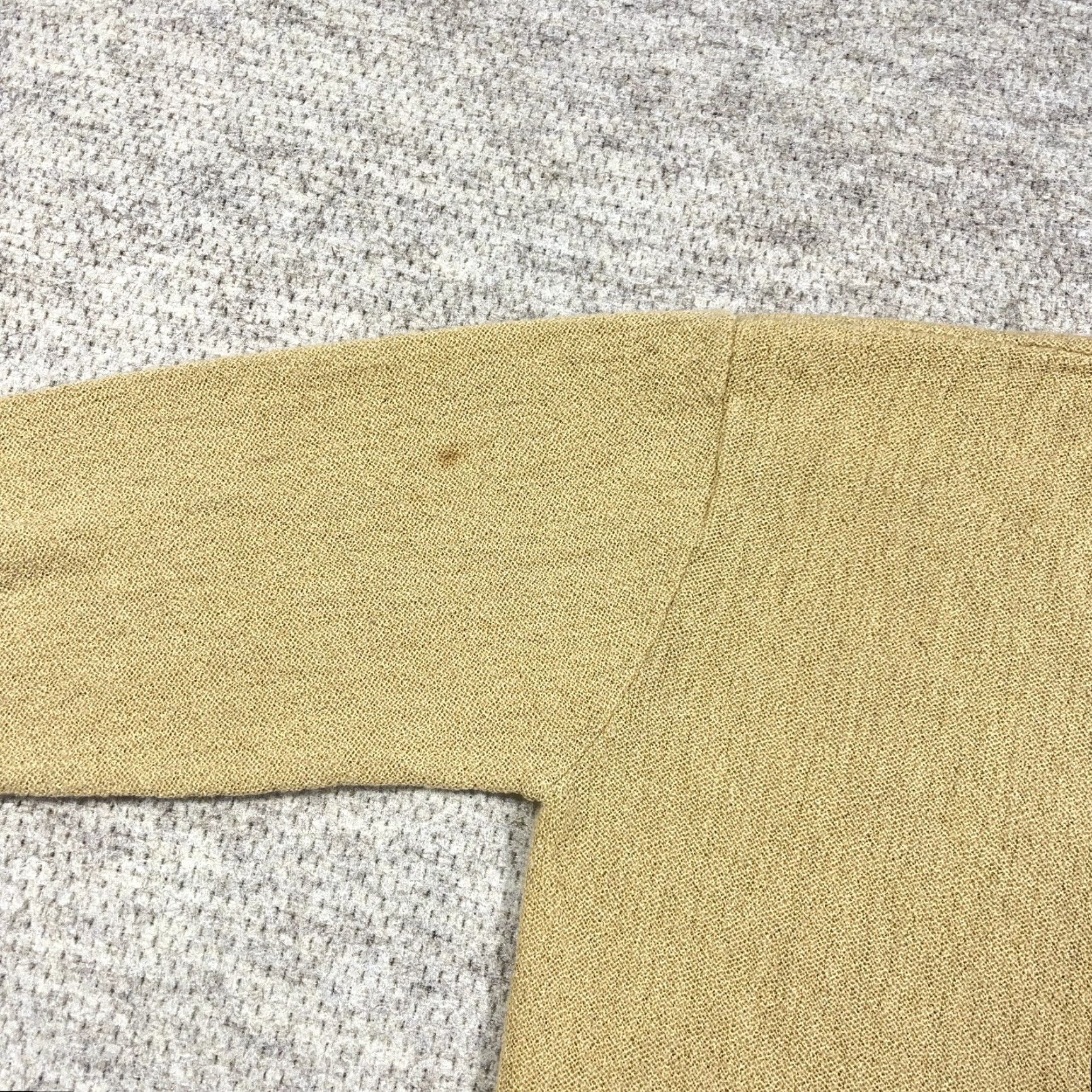 Vintage VINTAGE Heritage Cardigan Sweater Men Medium Tan Button Up 70s 80s Grandpa USA Beige Knit Style Cardigan Regular 90s 80s Theme Mens Size US M / EU 48-50 / 2 - 5 Thumbnail