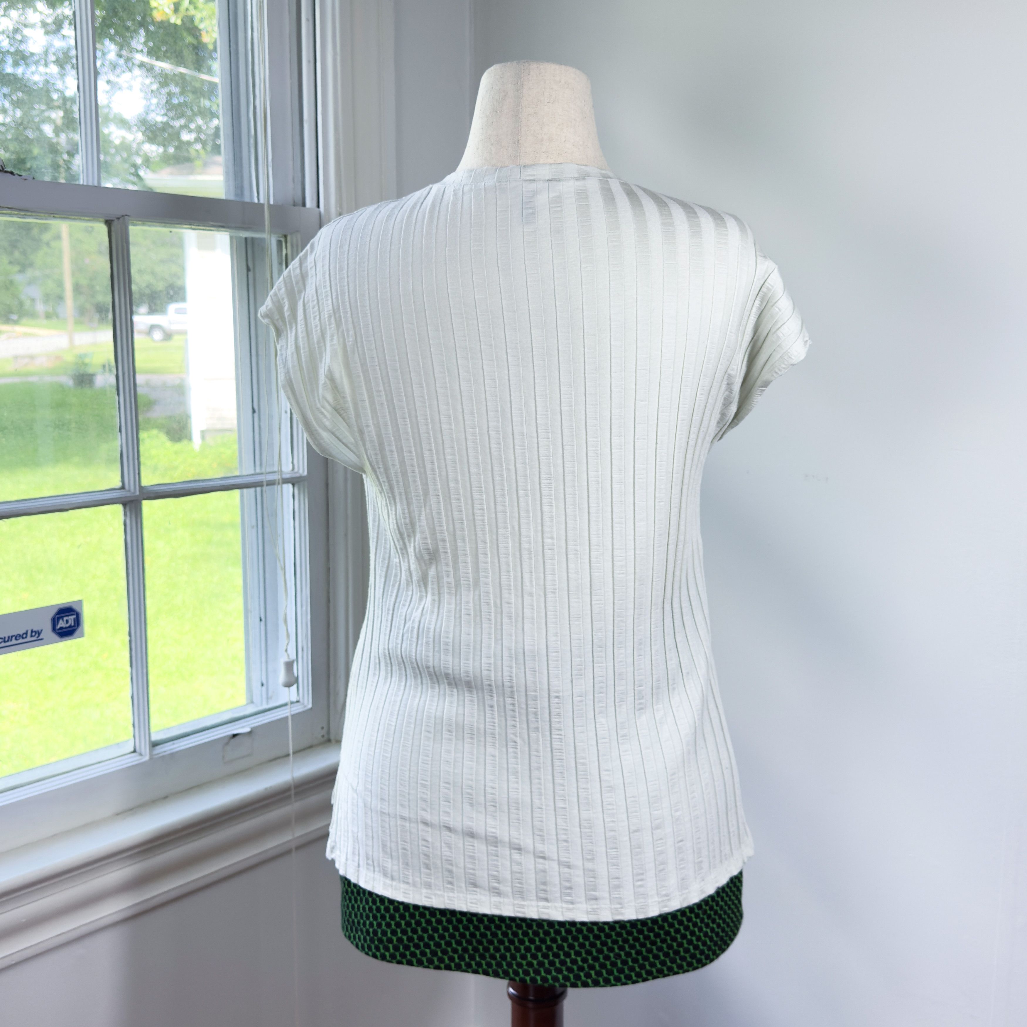 Eileen Fisher Eileen Fisher Wide Rib Stretch Ribbed Boxy White Top Small Size S / US 4 / IT 40 - 4 Thumbnail
