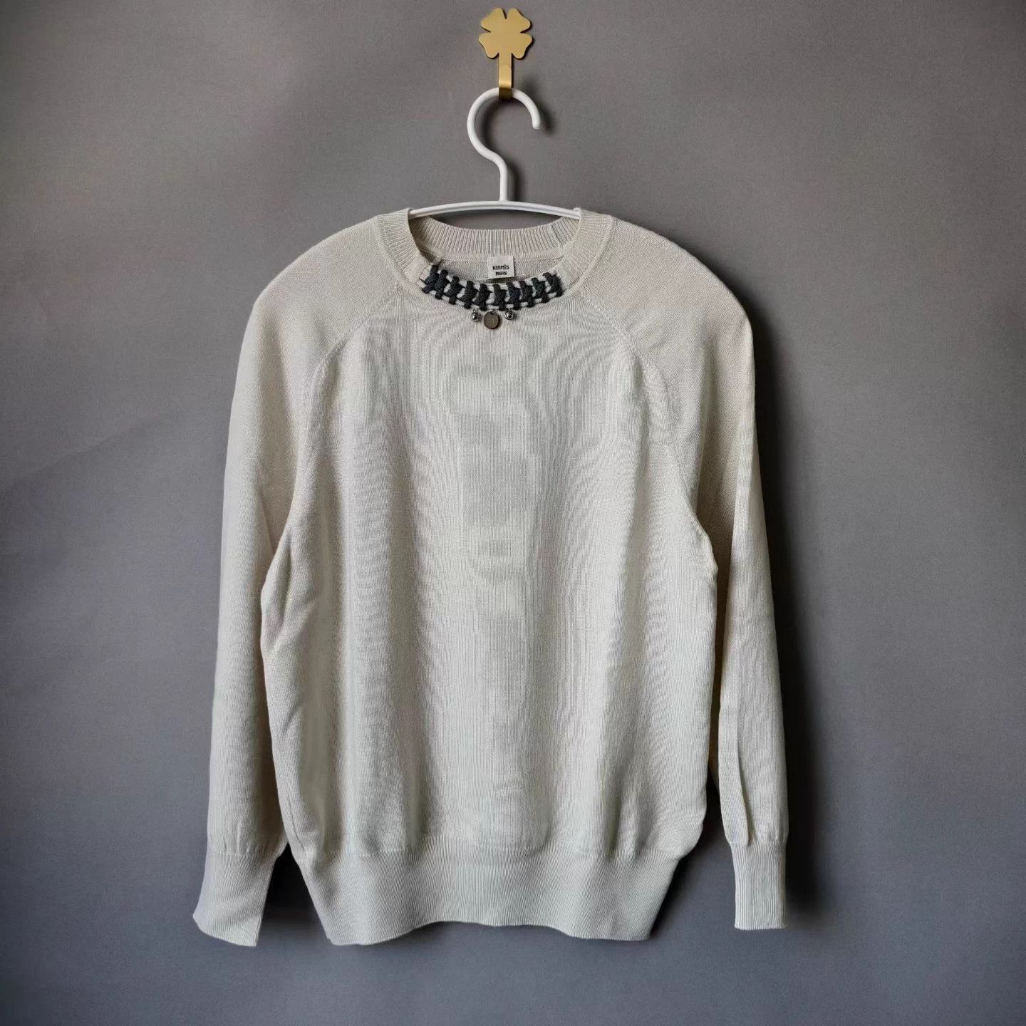 Hermes neck metal tag knit sweater 34 99