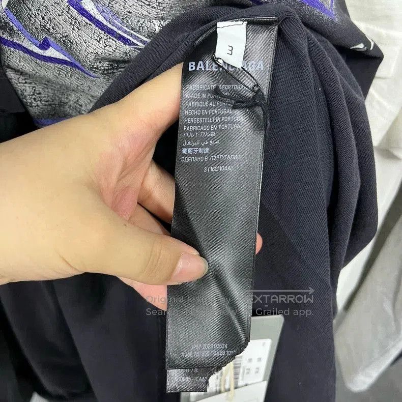 Balenciaga Balenciaga Black Letter Print Hole Tee. Size US S / EU 44-46 / 1 - 3 Thumbnail