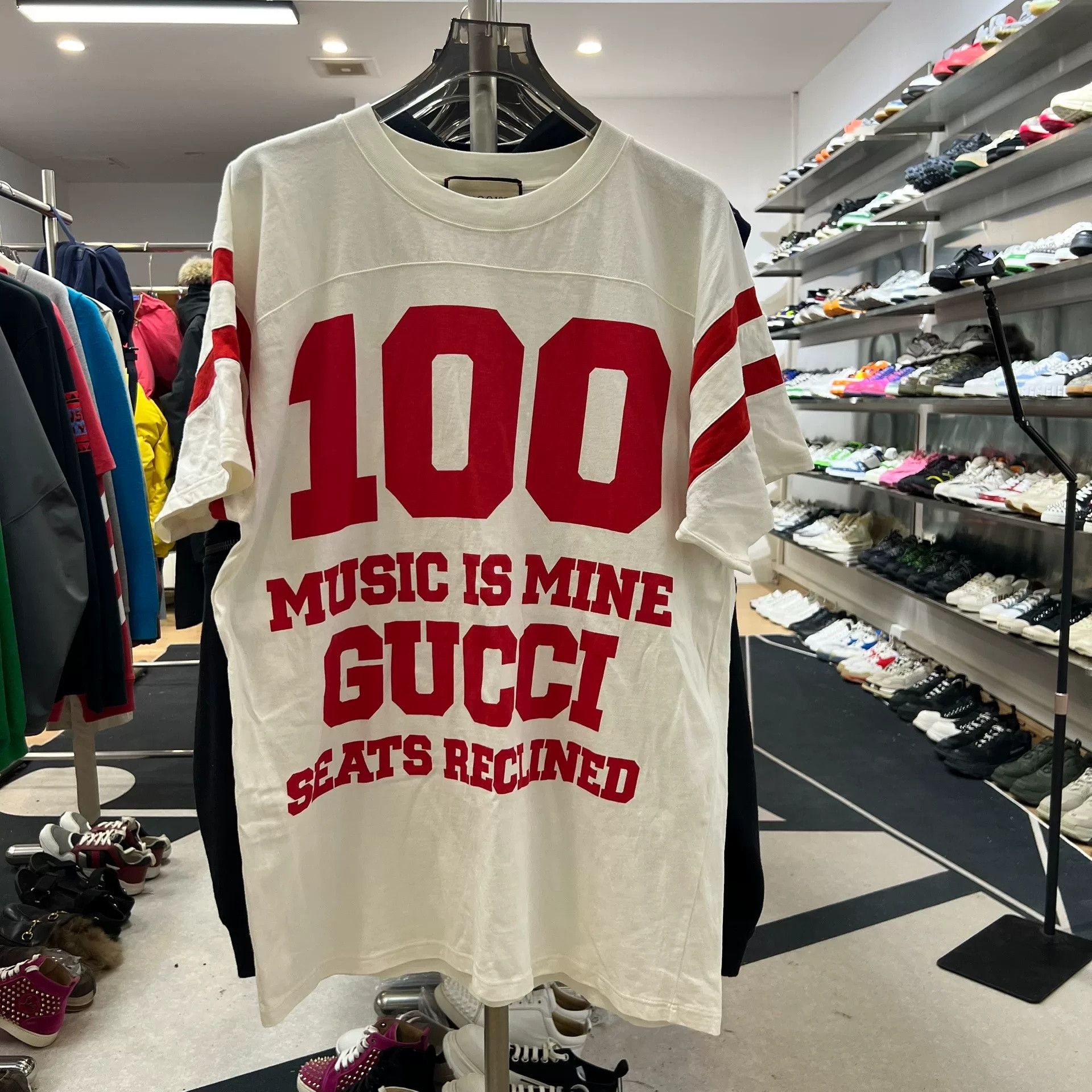 Gucci Gucci Red Logo Short-Sleeve T-Shirt Size US M / EU 48-50 / 2 - 1 Thumbnail
