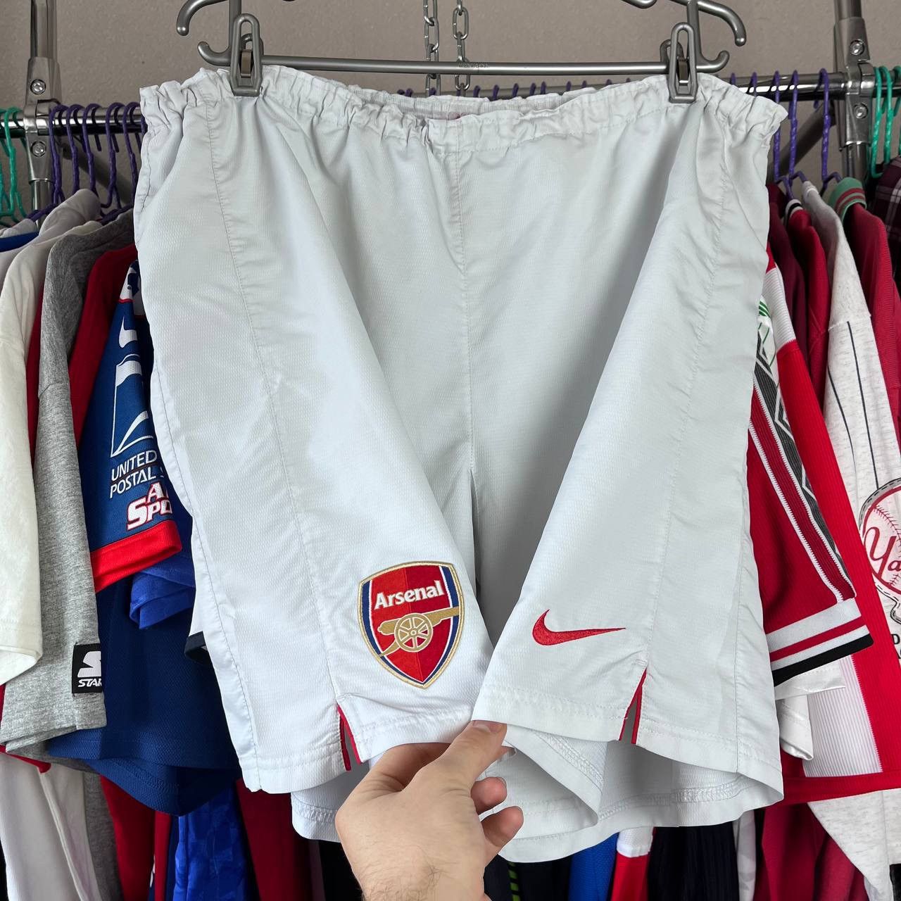 Vintage Vintage Nike Arsenal London 2006/2007 Football Soccer Shorts Size US 34 / EU 50 - 1 Thumbnail