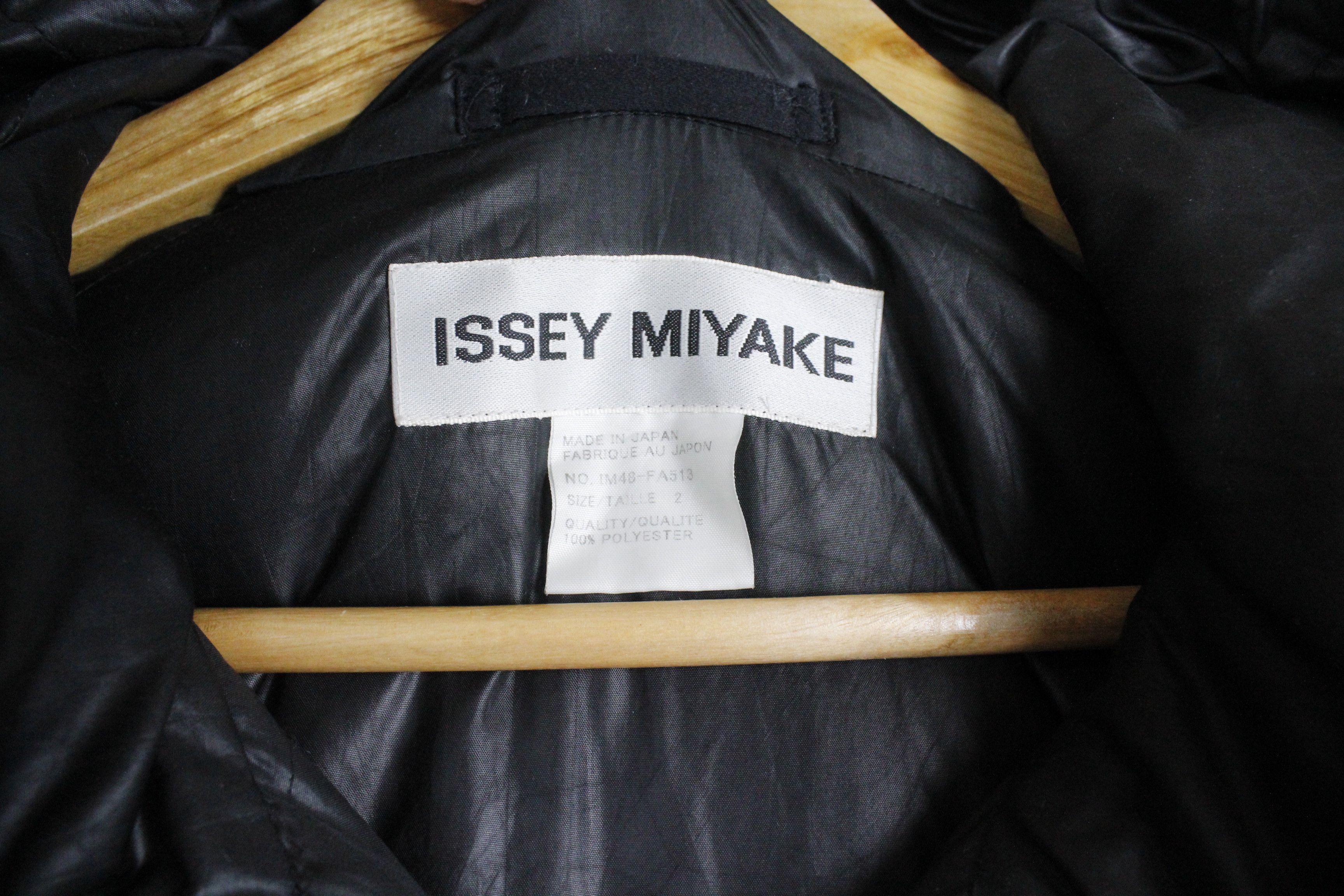 Issey Miyake × Japanese Brand × Vintage Wmns Issey Miyake Cracked Fabric Hooded Parka Jacket Size M / US 6-8 / IT 42-44 - 5 Thumbnail