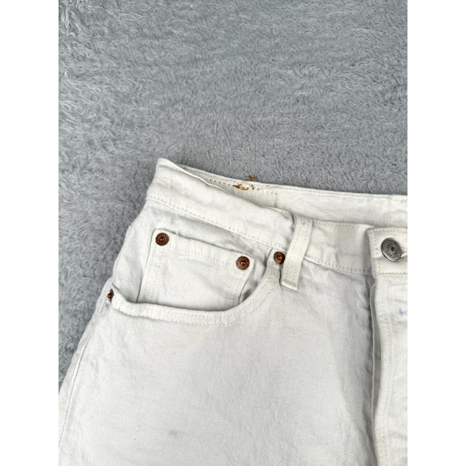 Levi's Levi's Shorts Womens 28 White Denim Cut-Off 501 Button Fly 28x3 Jeans Cotton Blend Shorts Woman Size 28" / US 6 / IT 42 - 4 Thumbnail