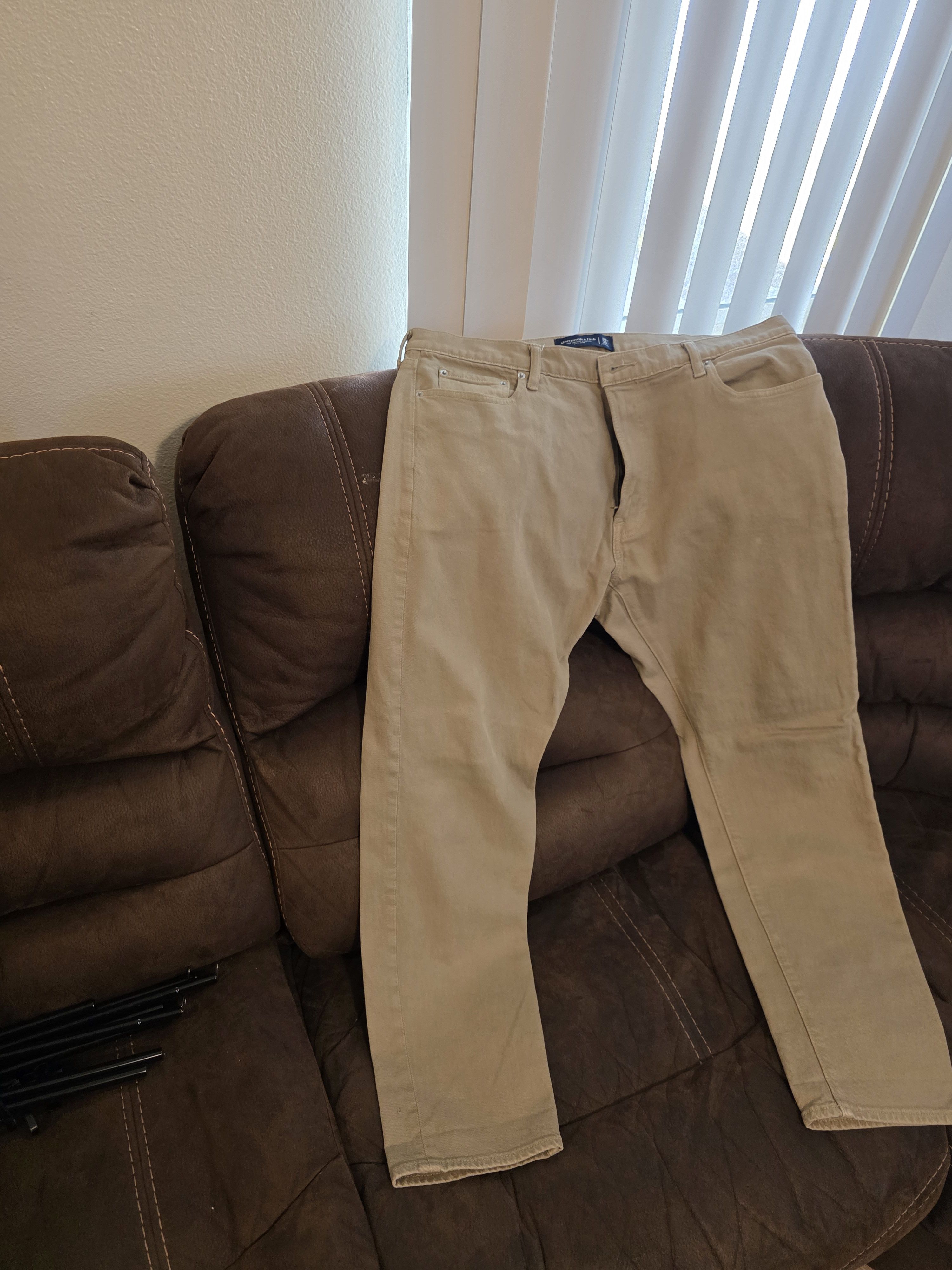 Abercrombie & Fitch A&F 90s Slim tan jeans Size US 38 / EU 54 - 1 Thumbnail