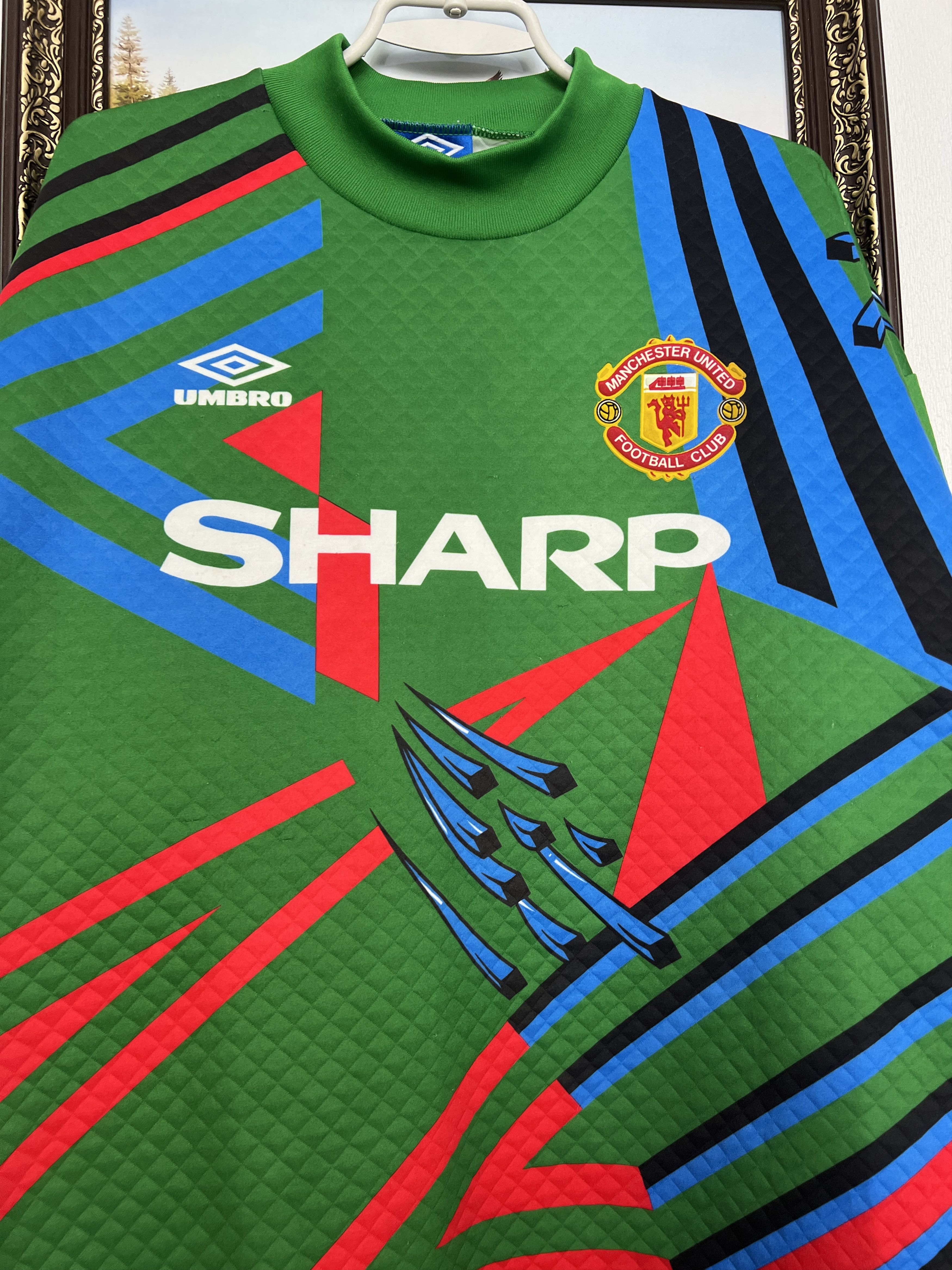 Umbro Manchester United Goalkeeper football shirt Soccer Jersey Size US M / EU 48-50 / 2 - 3 Thumbnail