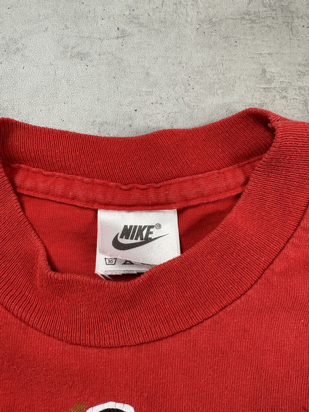 Nike Vintage Nike Jordan Dunk Graphic Red T Shirt 90s Style Size US M / EU 48-50 / 2 - 5 Thumbnail