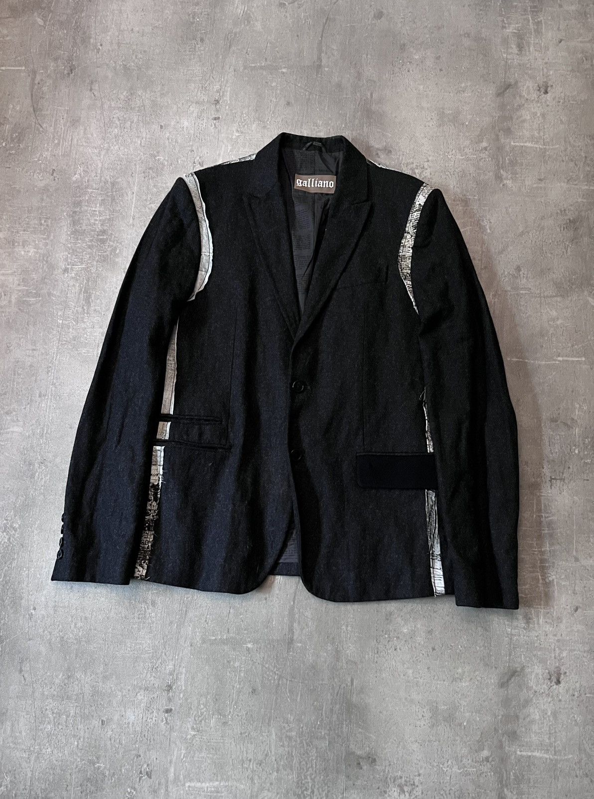 John Galliano John Galliano A/W 2011 wool grey blazer jacket newspaper Size US L / EU 52-54 / 3 - 1 Thumbnail