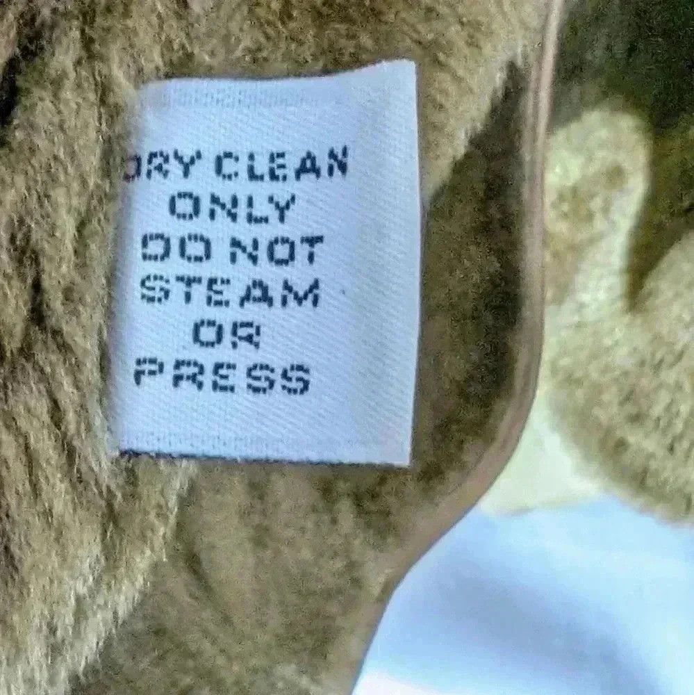 London Fog Vintage London Fog rain coat sz 44 regular tan faux fur lin Size US L / EU 52-54 / 3 - 6 Thumbnail