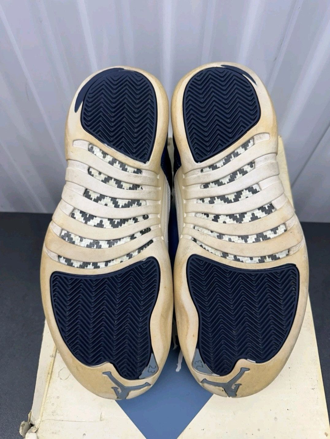 Jordan Brand Nike Air Jordan Retro 12 Indigo 130690404 Size 9 Men Size US 9 / EU 42 - 6 Thumbnail