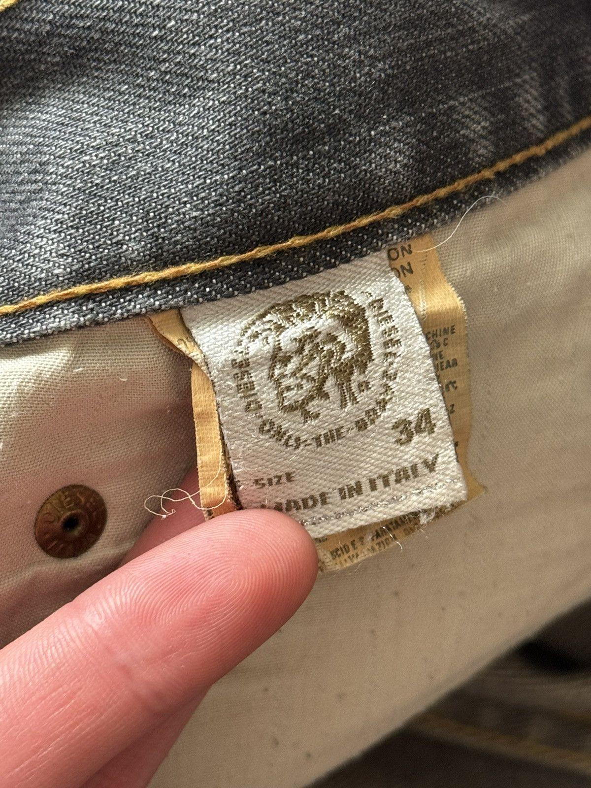 Diesel × Diesel Black Gold Diesel 34/34 relaxed denim pant trouser Jean chino distresse Size US 34 / EU 50 - 14 Thumbnail