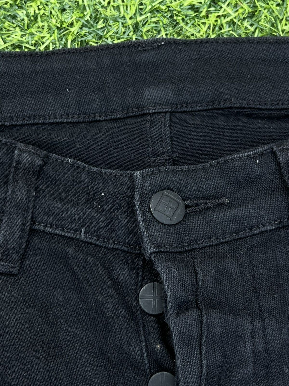 Ksubi Ksubi Van Winkle Ace "Black Slice" Distressed Skinny Jeans Size US 32 / EU 48 - 3 Thumbnail