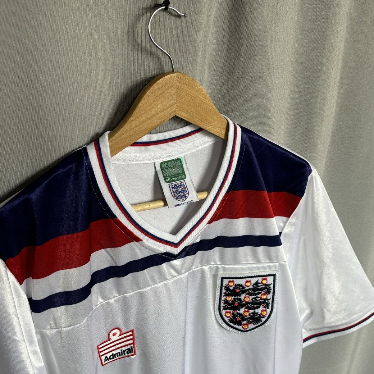 Vintage ScoreDraw England vintage jersey football xl white Size US XL / EU 56 / 4 - 4 Thumbnail