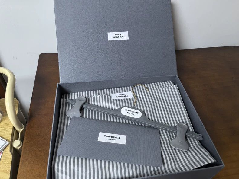 Thom Browne Thom Browne A wool pleated skirt Size 37" - 8 Thumbnail