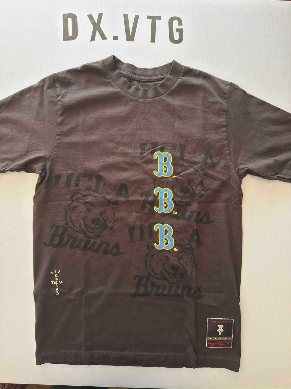 Other Travis Scott x UCLA x Mitchell & Ness Cactus Jack shirt Size US S / EU 44-46 / 1 - 1 Thumbnail