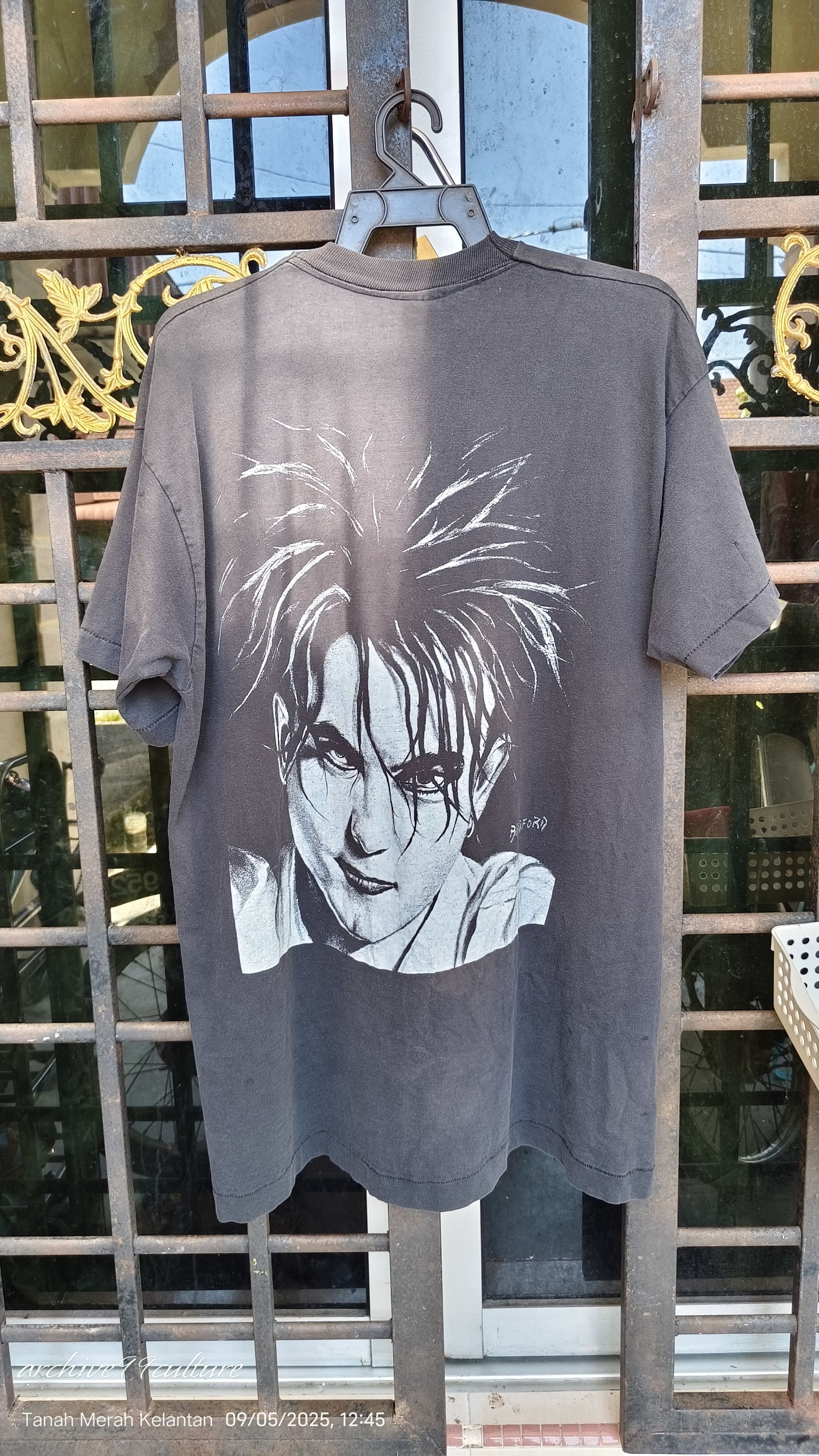 The Cure Vintage Bradford Gallery Robert Smith Tee Rare 90s Art Goth Size US XL / EU 56 / 4 - 1 Thumbnail