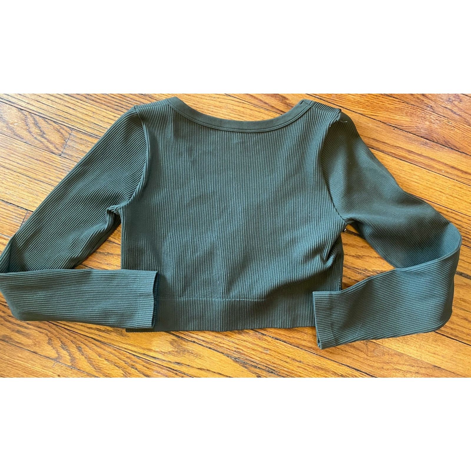 Garage Garage Top Women’s Trending Crop Top Large Olive Green Size L / US 10 / IT 46 - 3 Thumbnail